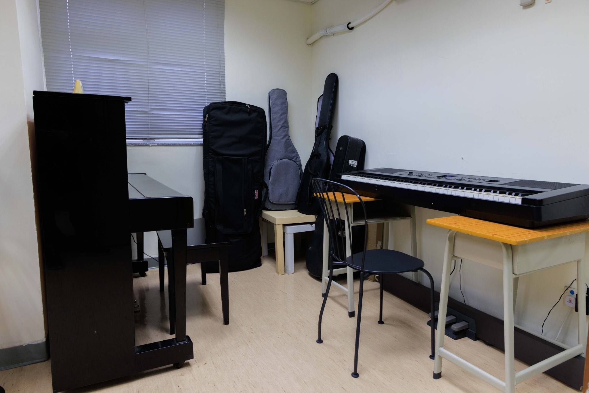 RC - piano room